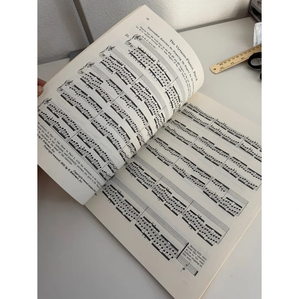 Hanon The Virtuoso Pianist‎ 60 Exercises Piano Sheet Music Schirmer Vol 925 Book